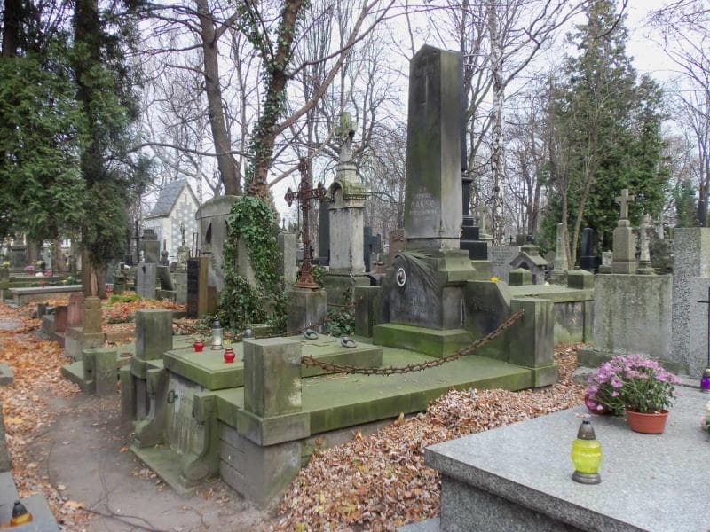 Zdjęcie grobu Juljusz Marso (1)