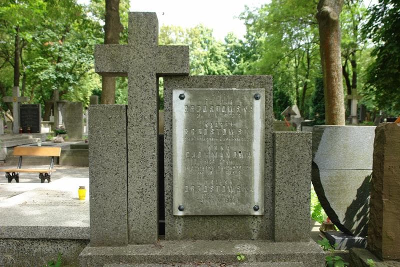 Zdjęcie grobu Halina Brzostowska (2)