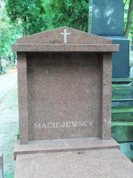 Zdjęcie grobu Maciejewscy (2)