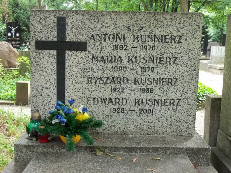 Zdjęcie grobu Antoni Kuśnierz (2)