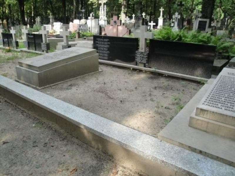 Zdjęcie grobu Emilia Anders (1)