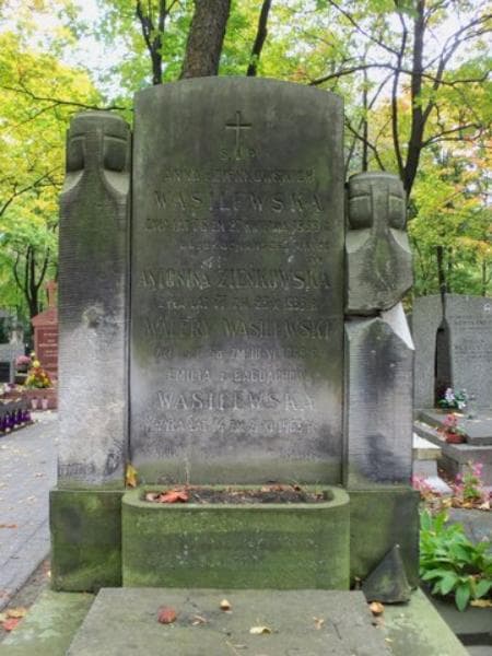Zdjęcie grobu Emilia Wasilewska (2)