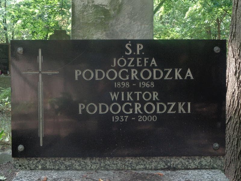 Zdjęcie grobu Wiktor Podogrodzki (2)