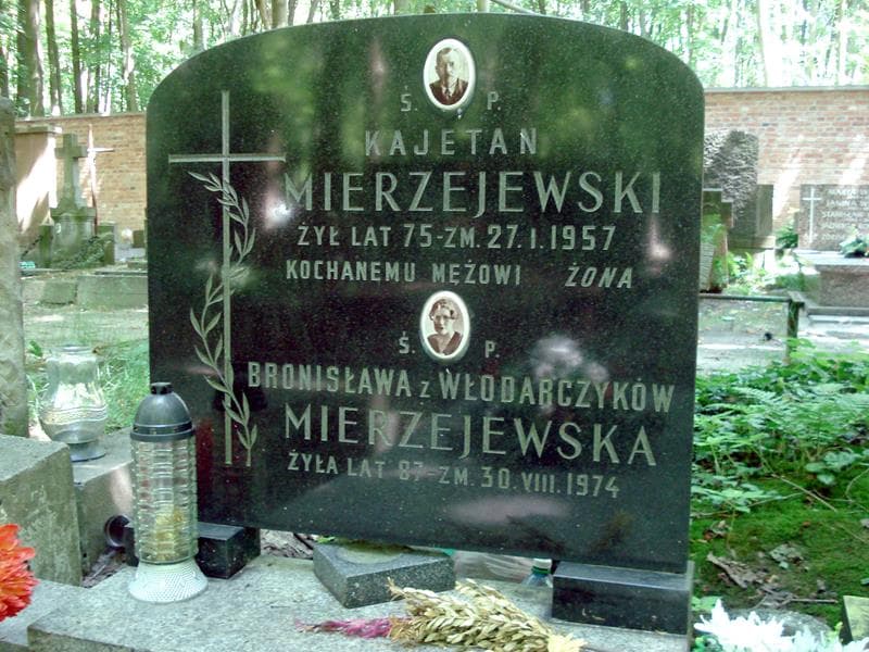 Zdjęcie grobu Bronisława Mierzejewska (1)
