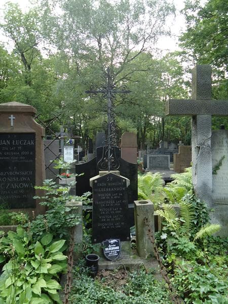 Zdjęcie grobu Wiktor Hildebrand (2)