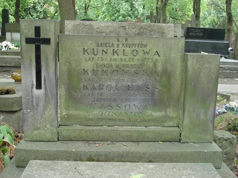Zdjęcie grobu Emilia Kukowska (2)