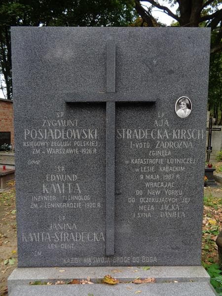 Zdjęcie grobu Aja Stradecka-Kirsch (2)