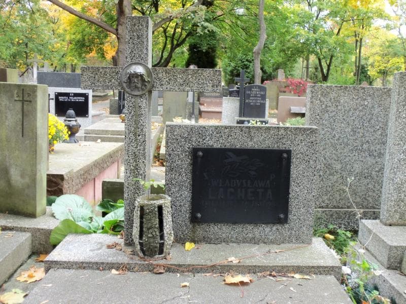 Zdjęcie grobu Władysława Lacheta (2)