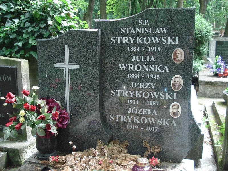 Zdjęcie grobu Jerzy Strykowski (1)