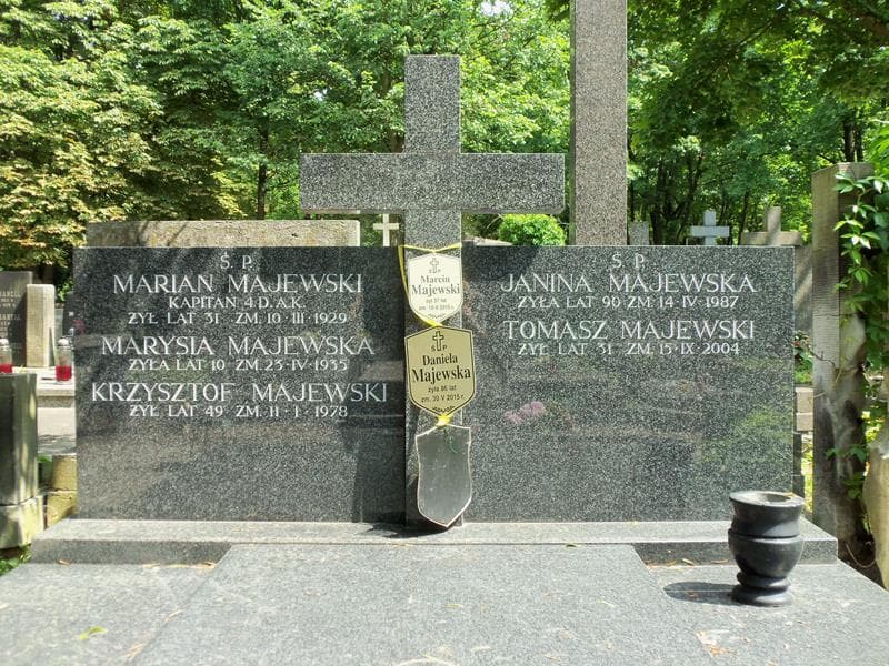 Zdjęcie grobu Marysia Majewska (2)