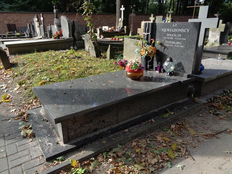 Zdjęcie grobu: Bolesław Niewiadomski