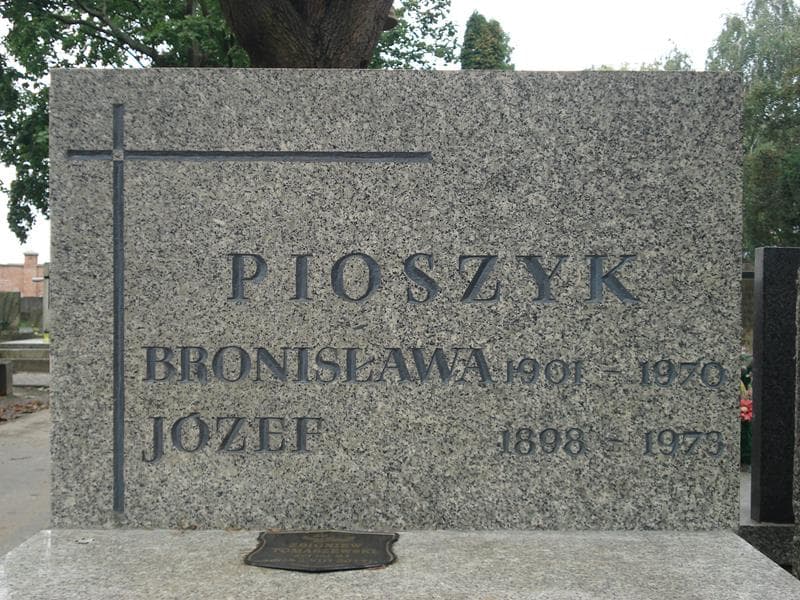 Zdjęcie grobu Stanisław Tomaszewski (2)