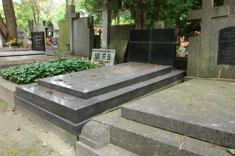 Zdjęcie grobu Maria Rubinowicz (1)