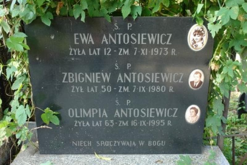 Zdjęcie grobu Olimpia Antosiewicz (2)