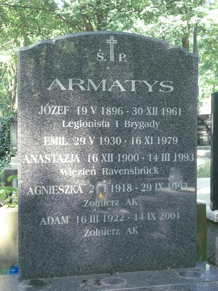 Zdjęcie grobu Emil Armatys (1)