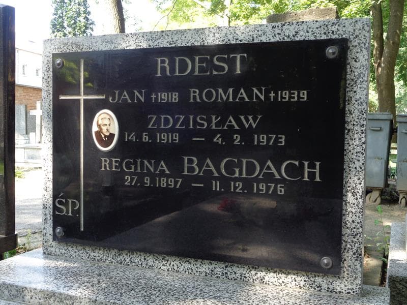 Zdjęcie grobu Regina Bagdach (1)
