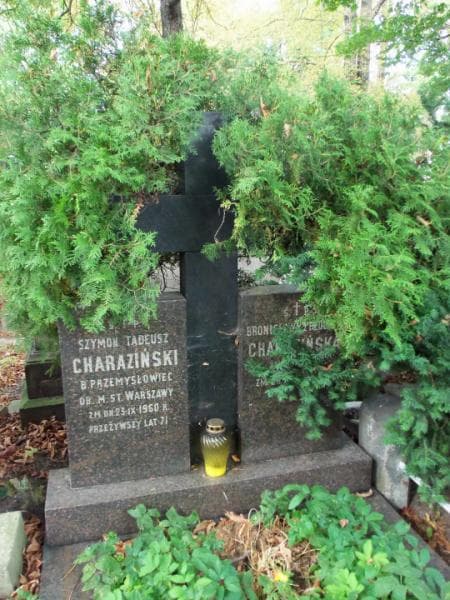 Zdjęcie grobu Bronisława Charazińska (2)