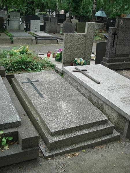 Zdjęcie grobu Józio Adamski (1)