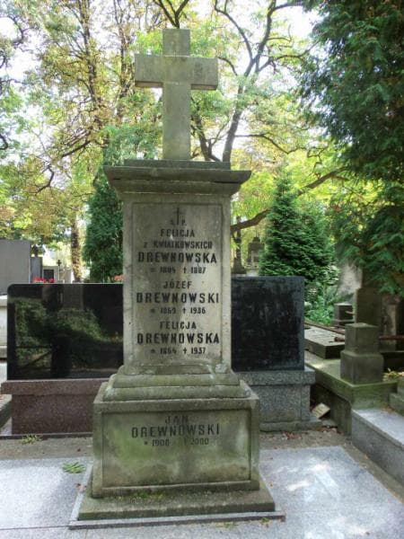 Zdjęcie grobu Jan Drewnowski (2)