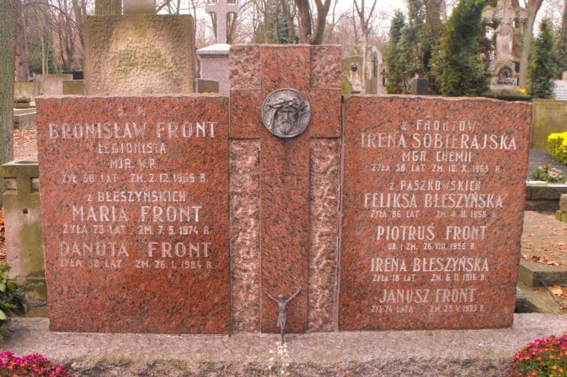 Zdjęcie grobu Danuta Front (2)