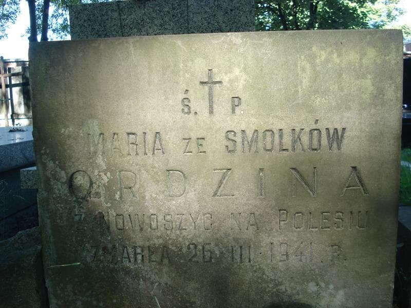 Zdjęcie grobu Maria Ordzina (2)