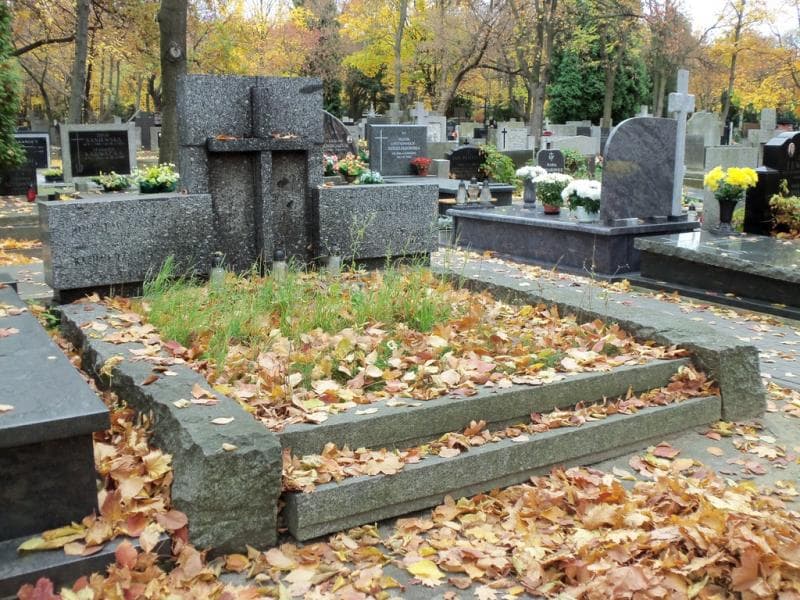 Zdjęcie grobu Artur Janczewski (1)