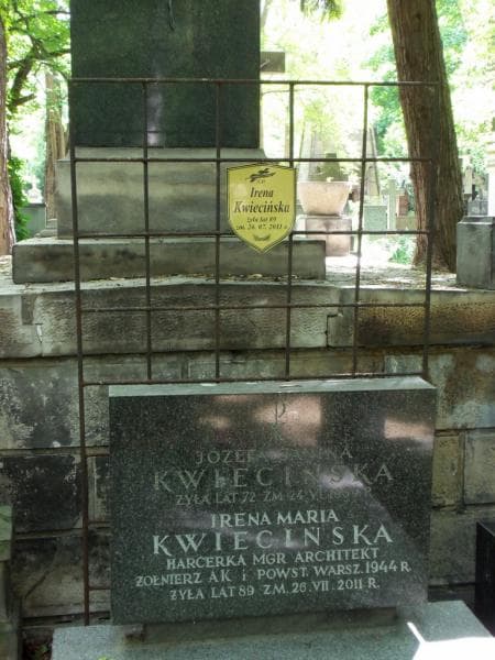 Zdjęcie grobu Irena Maria Kwiecińska (2)