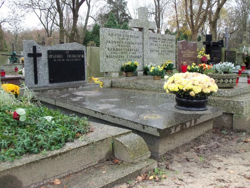 Zdjęcie grobu Ryszard Piotrowski (1)