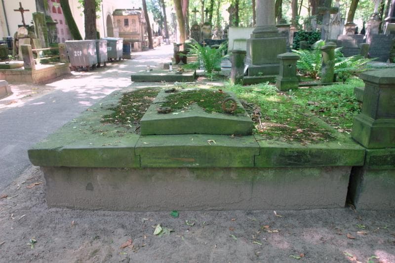 Zdjęcie grobu Rossowie (1)