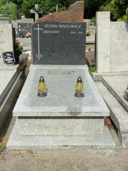 Zdjęcie grobu Zbigniew Dunin-Wąsowicz (1)
