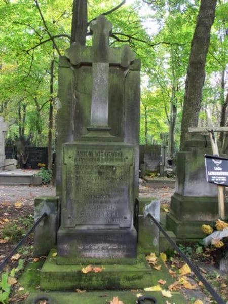 Zdjęcie grobu Władysław Królikowski (2)