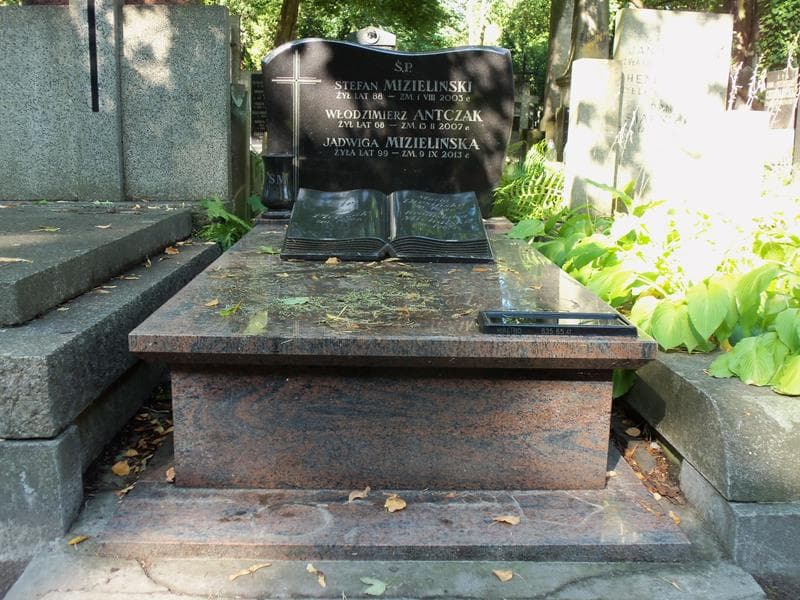 Zdjęcie grobu: Włodzimierz Antczak
