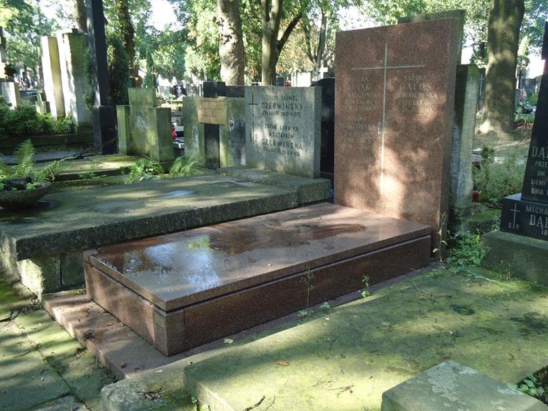 Zdjęcie grobu Halina Makowska (1)