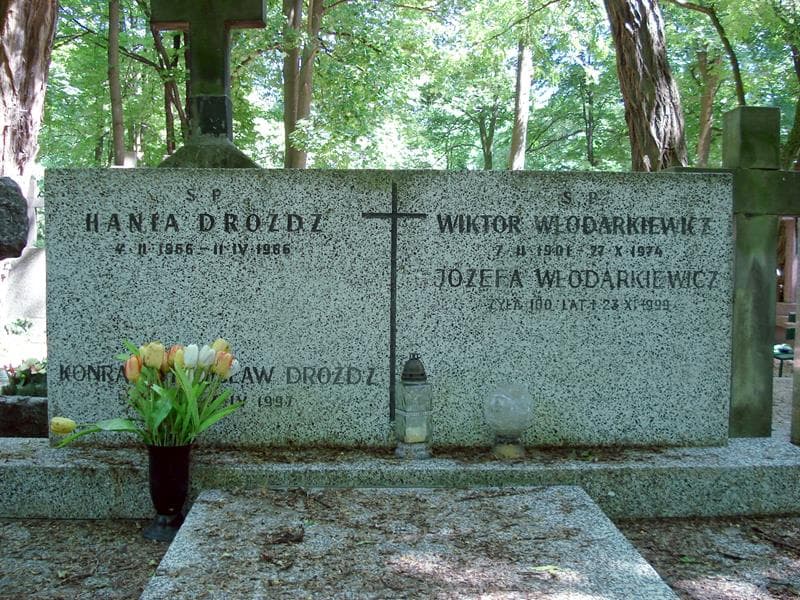 Zdjęcie grobu Hania Dróżdż (1)