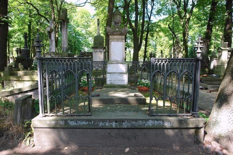 Zdjęcie grobu Wiktor Maringe (1)
