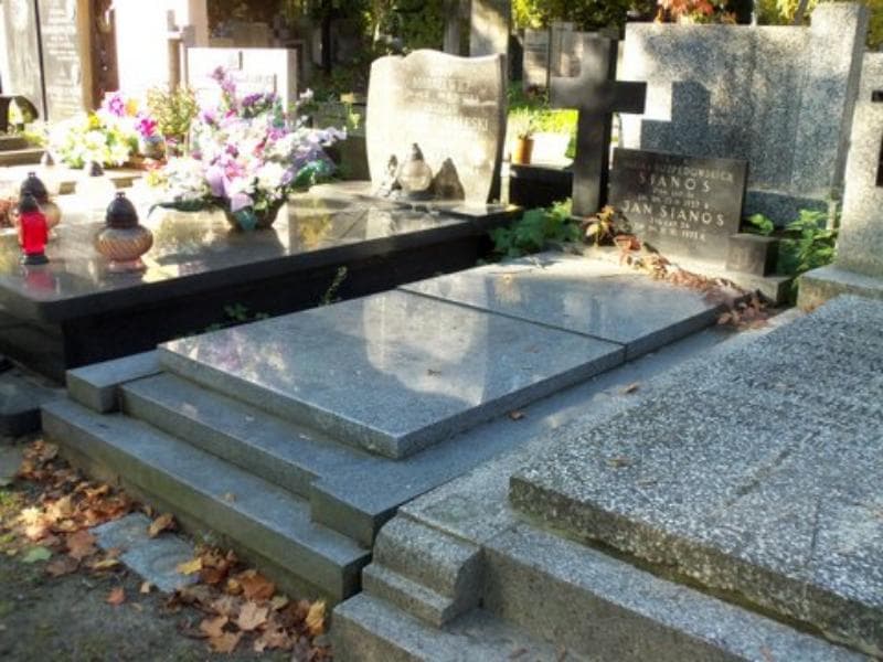 Zdjęcie grobu Jan Sianos (1)