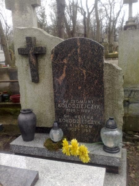 Zdjęcie grobu Helena Kołodziejczyk (1)