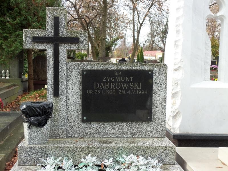 Zdjęcie grobu Zygmunt Dąbrowski (2)