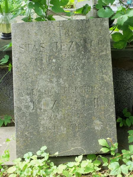 Zdjęcie grobu Staś Jeznach (2)