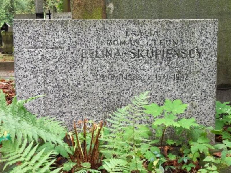 Zdjęcie grobu Leon Belina-Skupieński (2)