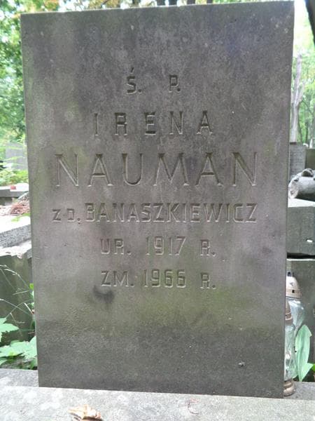Zdjęcie grobu Weronika Ulawska (2)