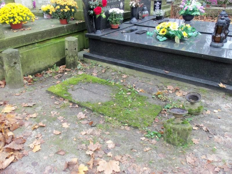 Zdjęcie grobu Anonim (1)