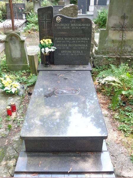 Zdjęcie grobu Antoni Benka (1)