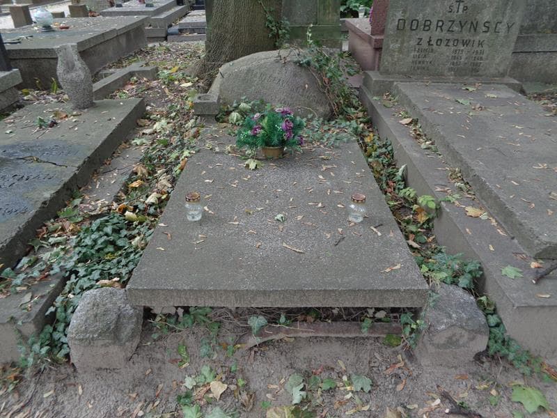 Zdjęcie grobu Jerzy Kuszewski (1)