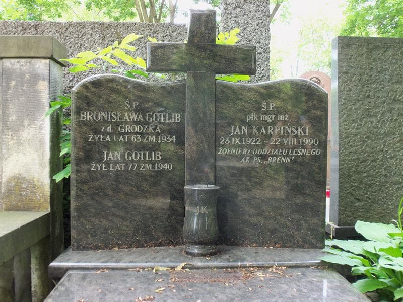 Zdjęcie grobu Bronisława Gotlib (2)