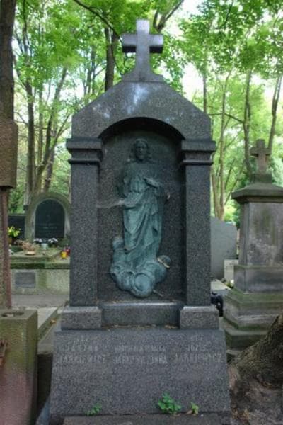 Zdjęcie grobu Marysieńka Renatka Jarkiewiczówna (2)