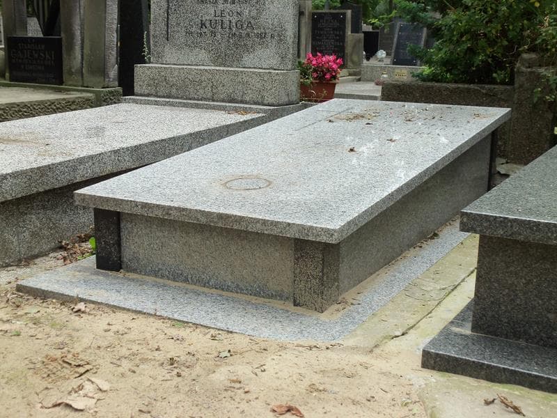 Zdjęcie grobu Stanisław Pomirski (2)