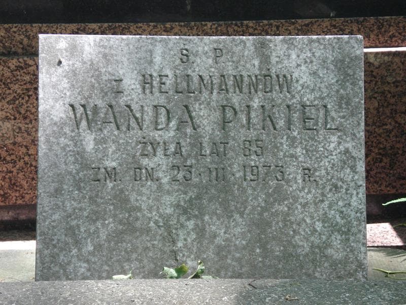 Zdjęcie grobu Wanda Pikiel (2)