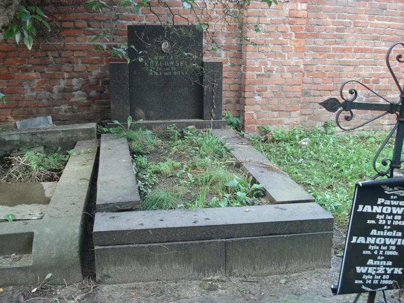 Zdjęcie grobu Wacław Kozłowski (1)