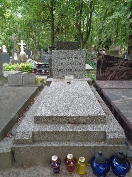 Zdjęcie grobu Kuźniarscy (1)